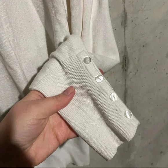 JM Collection Acrylic Blend Button Sleeve Turtleneck Sweater Cream Sz L - Picture 4 of 8